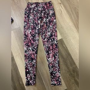 Womens medium Nike leggings bright print